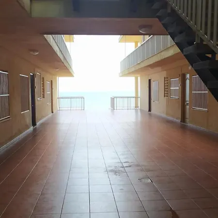 Apartamento Entero Primera Linea De Playa, Pet Friendly Tavernes de Valldigna Exterior photo